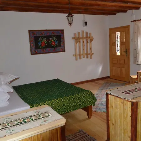 Case de vacanță Cabana Dintre Pini Lopatari